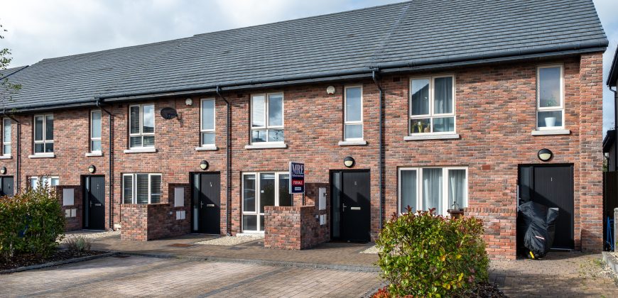 2 The Crescent, The Hawthorns, Tullamore, Offaly
